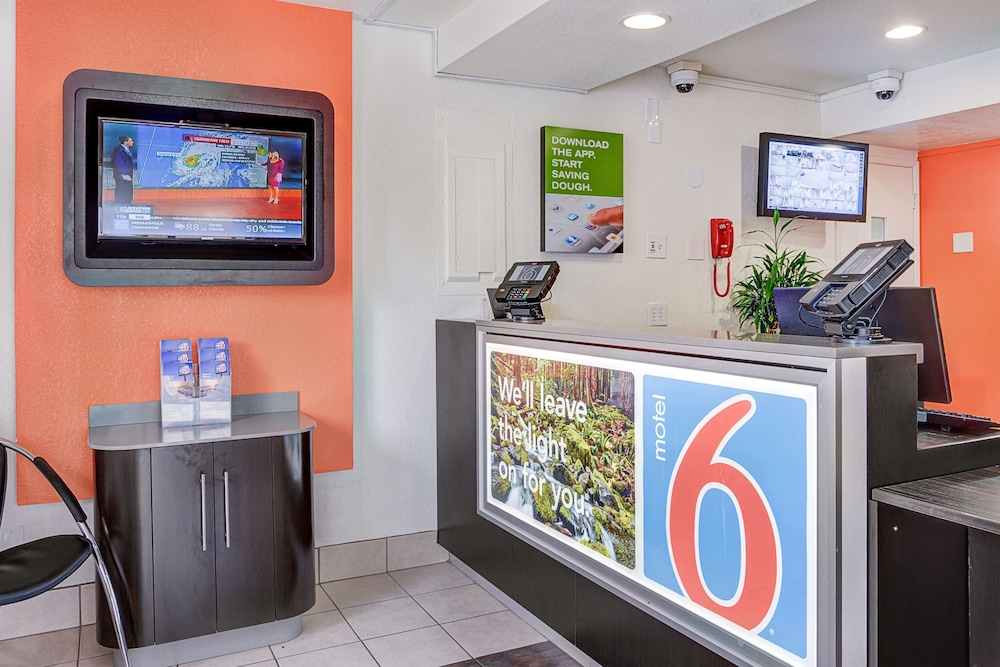 Motel6 Portland, OR - Central 13/47