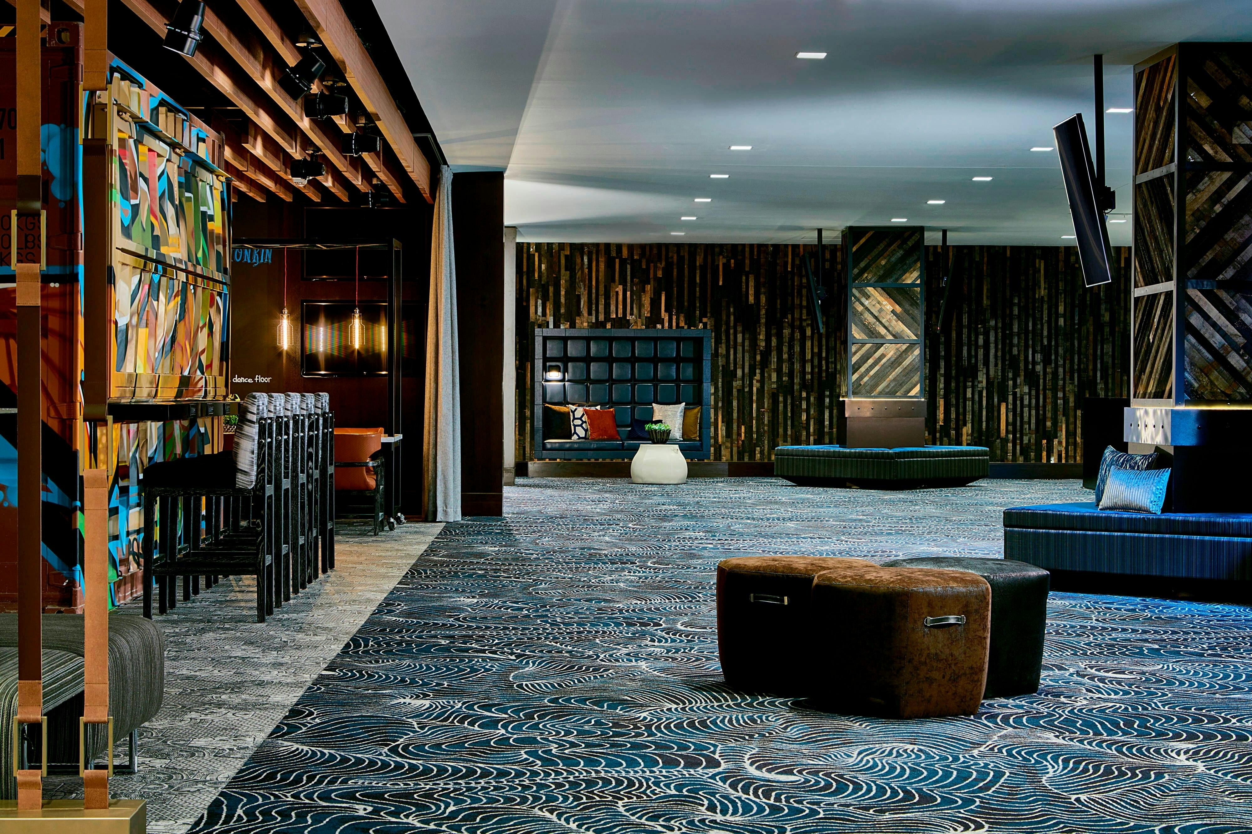 Renaissance Nashville Hotel 76/77