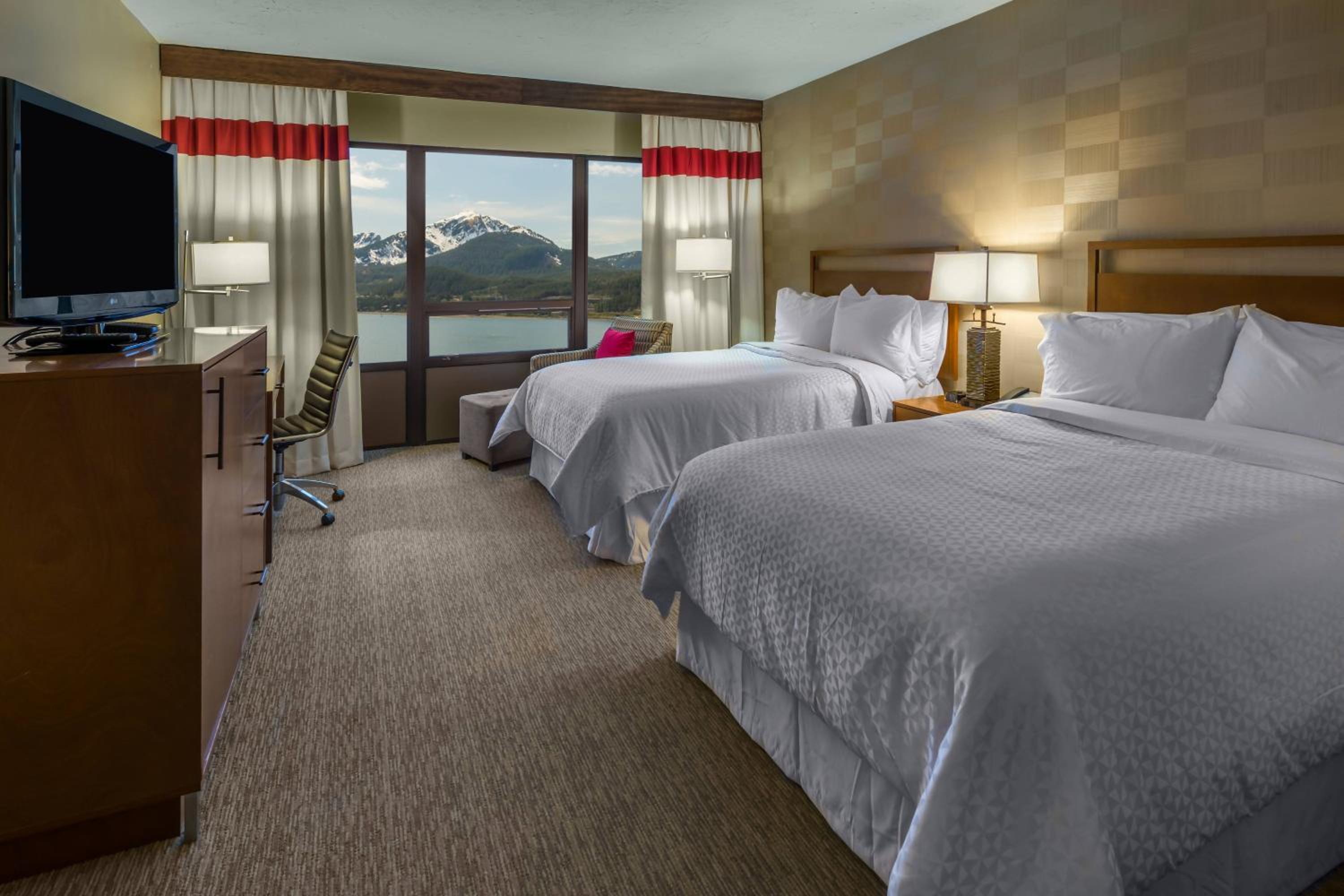 Guest Room, 2 Queen Beds, Water View