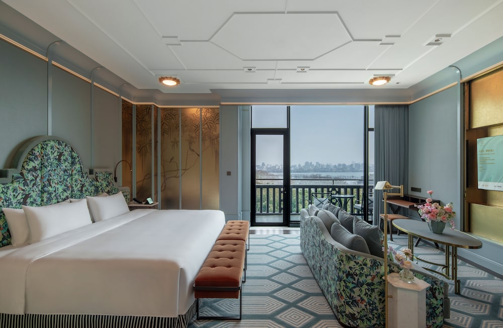 Shangri La Hangzhou 20/50