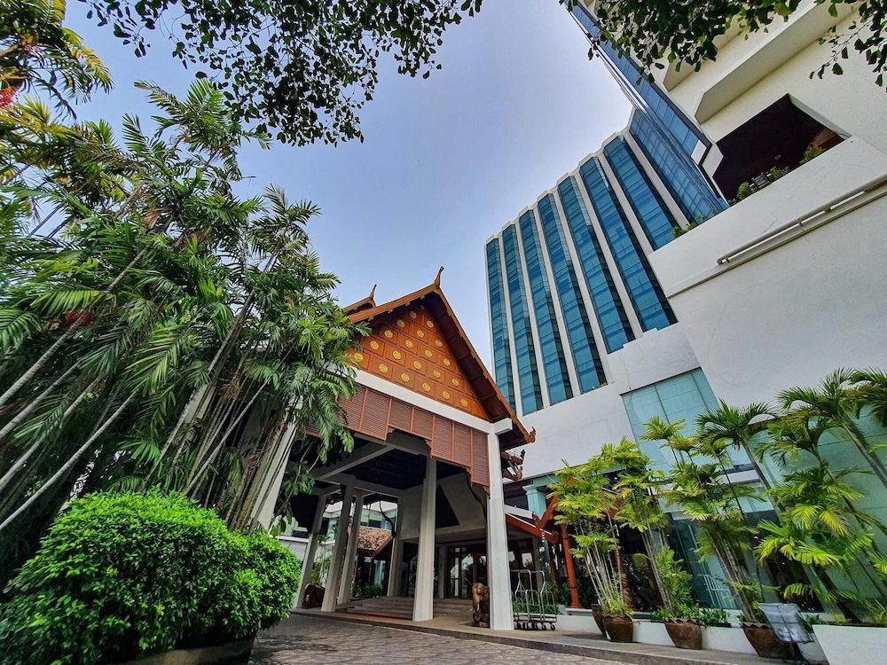 The Empress Chiang Mai Hotel 5/50
