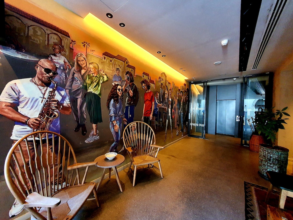 INDIGO HOTEL - Adults Only 73/82