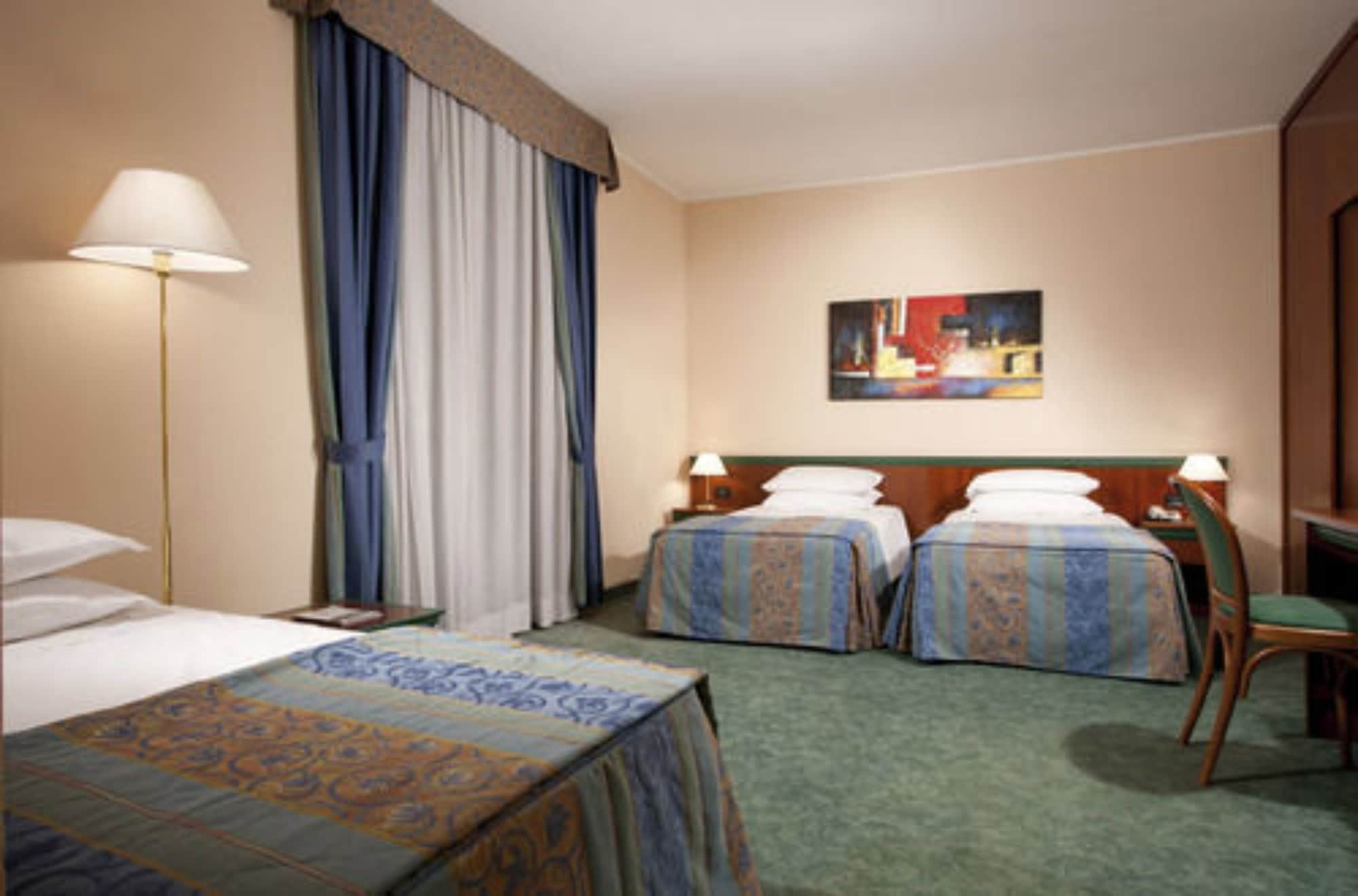 Standard Twin, Hotel Raffaello 7/10
