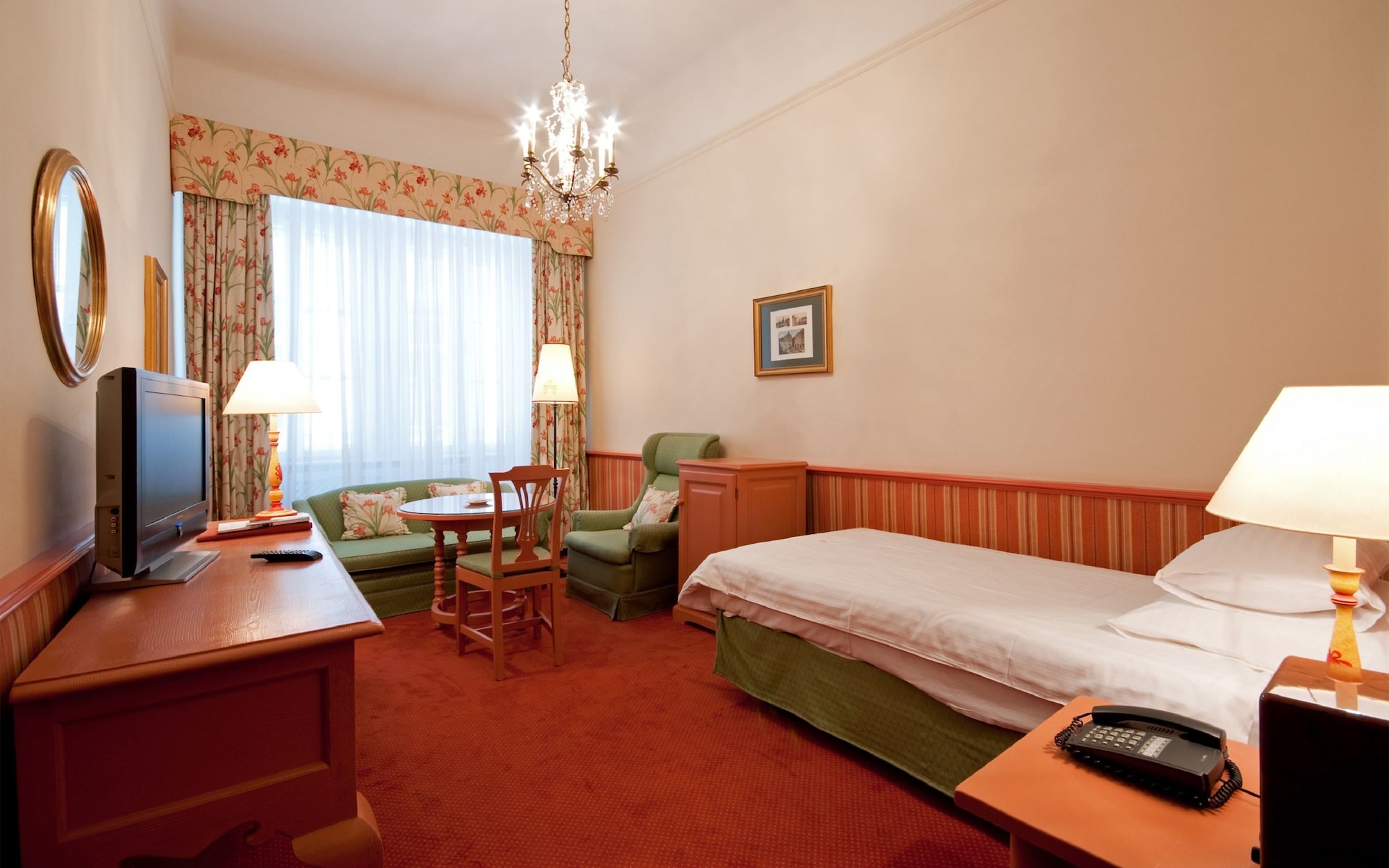 TRADITIONAL, SINGLE, SINGLE BED