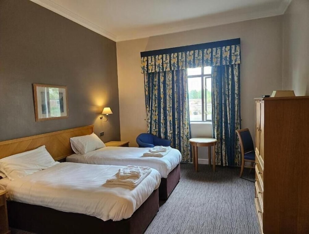 OYO Blaby Westfield Hotel 31/64