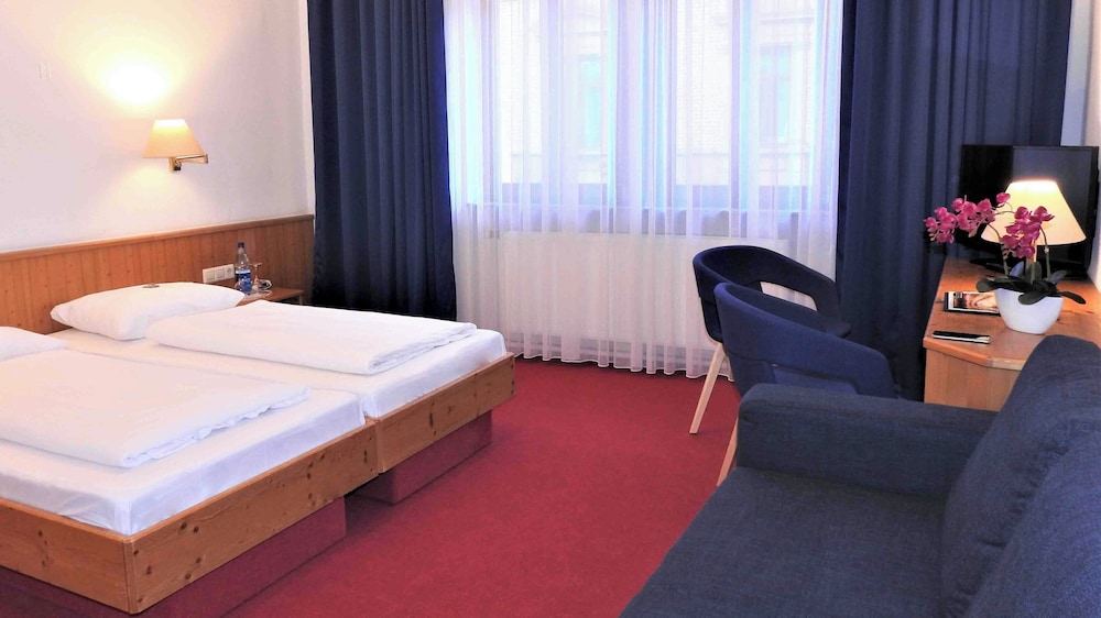 Hotel Restaurant Krokodil 16/34