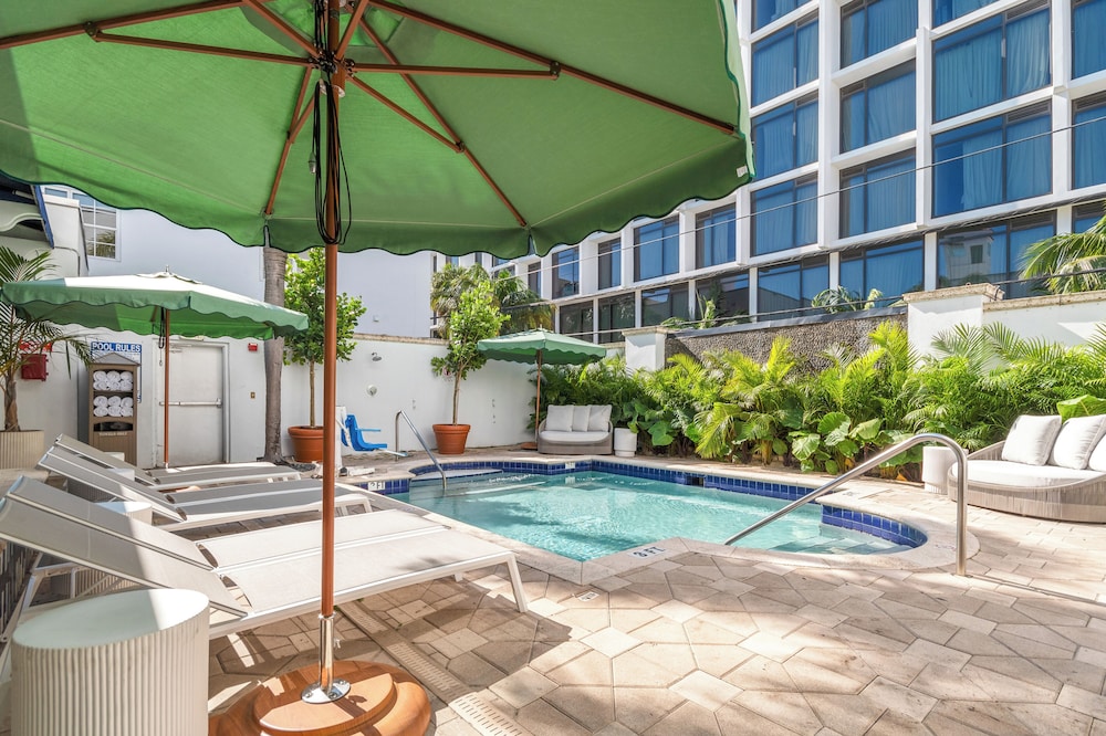 Corendon South Beach Miami 51/61