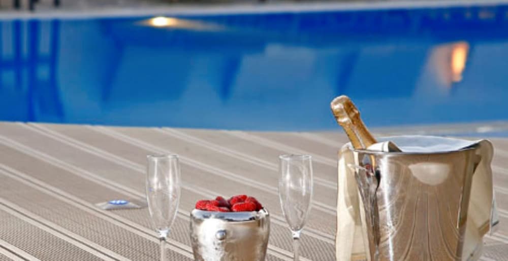 Thera Mare Resort 32/56