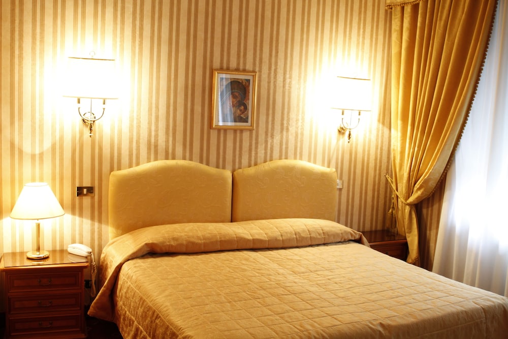 Hotel Viminale 22/50