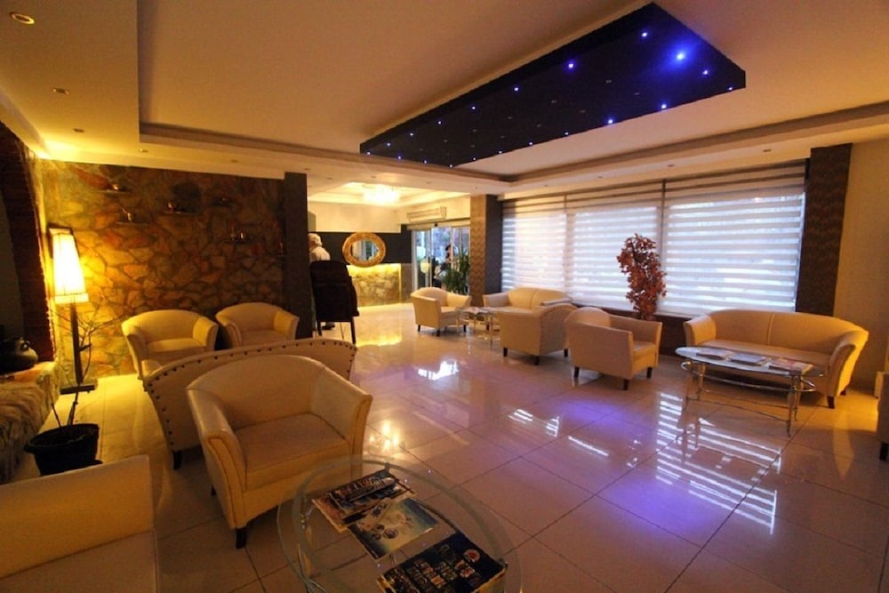 Blue Dolphin Hotel 23/39