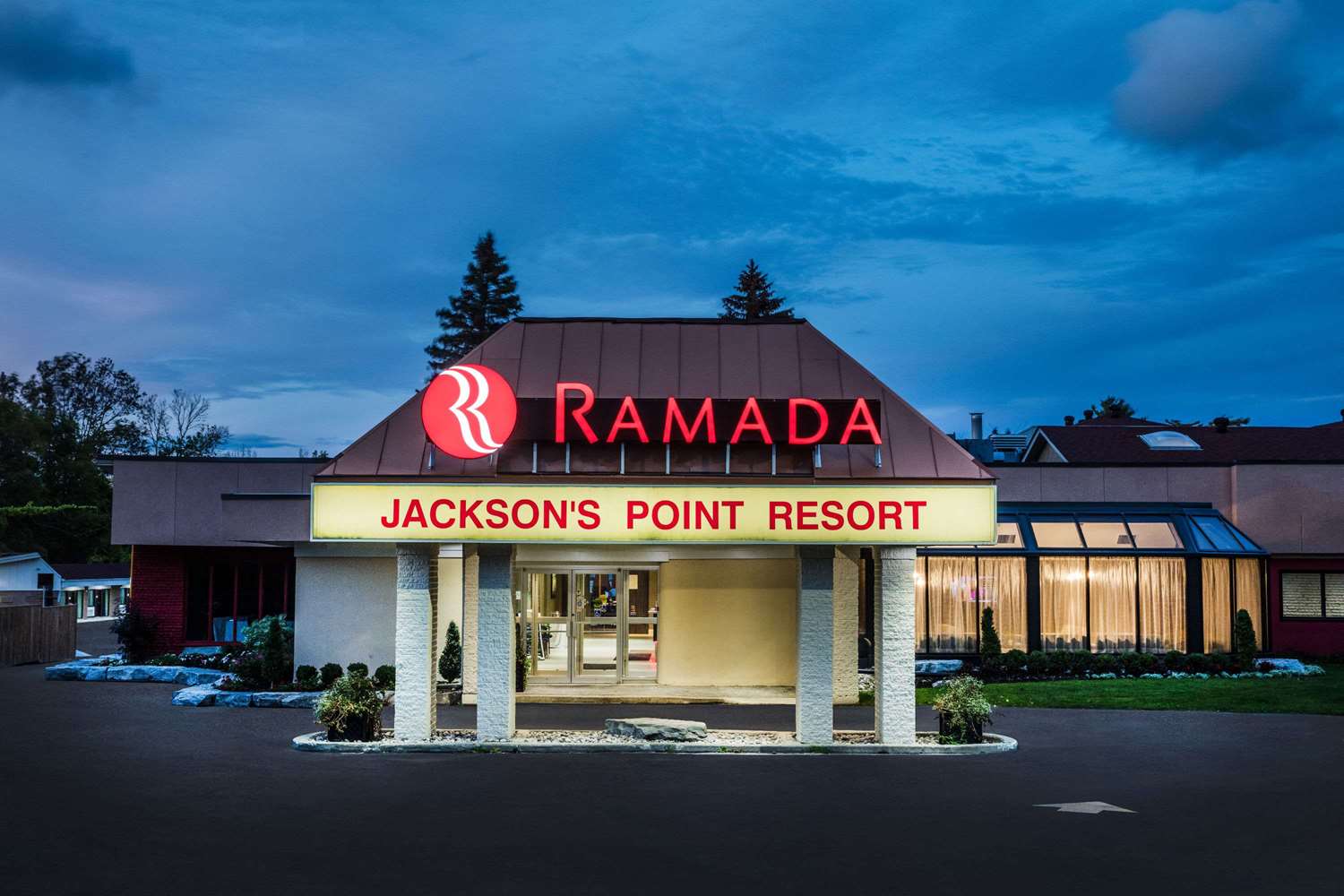 Ramada Jacksons Point 2/50