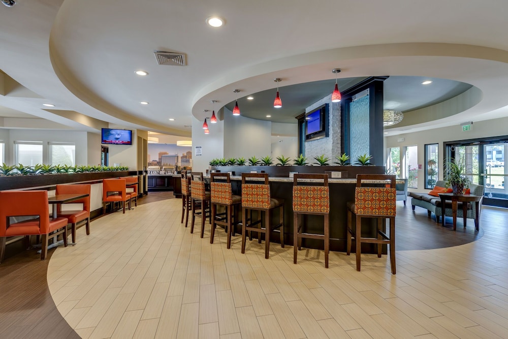 Club Hotel Nashville Inn Suites 41/67