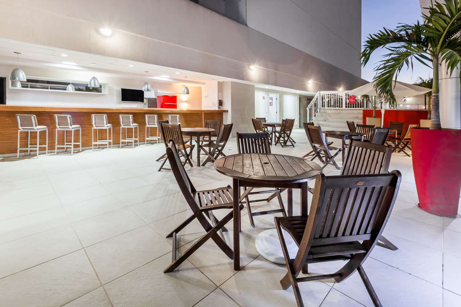 Ramada by Wyndham Campos dos Goytacazes Hotel & Suites 40/49