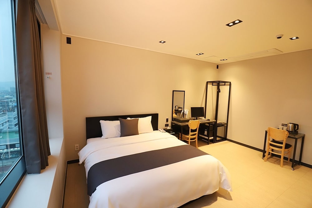 Dongducheon Hotel The Gray 14/29