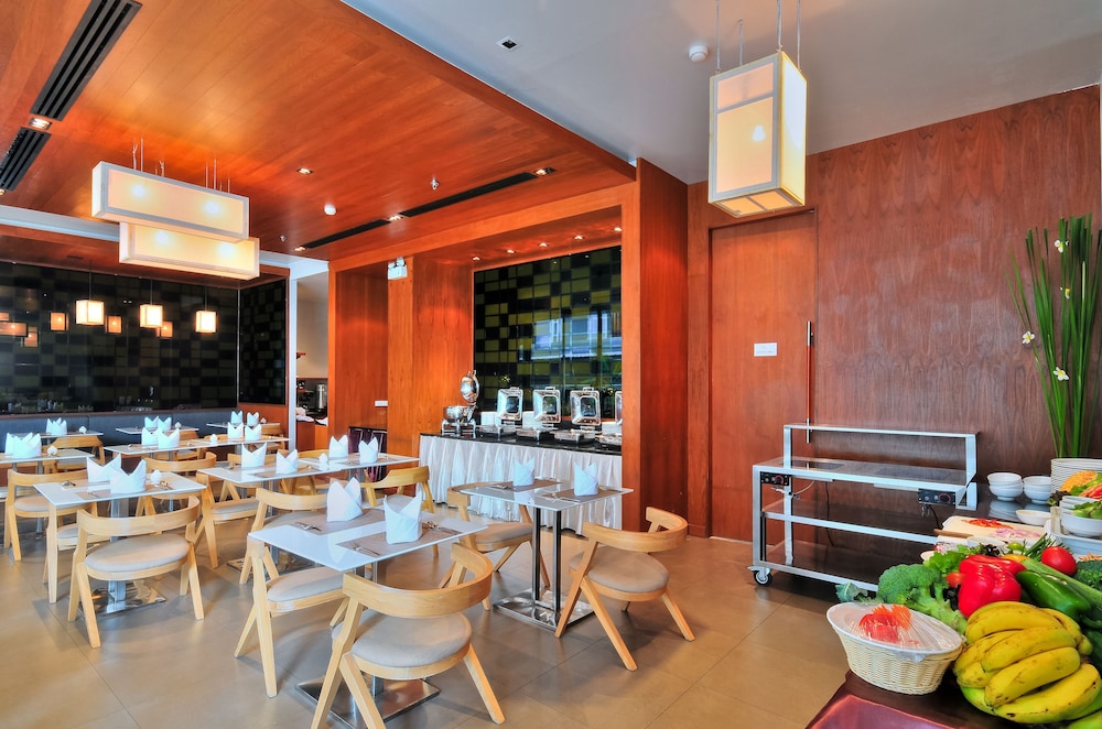 The Ashlee Heights Patong Hotel and Suites 42/62