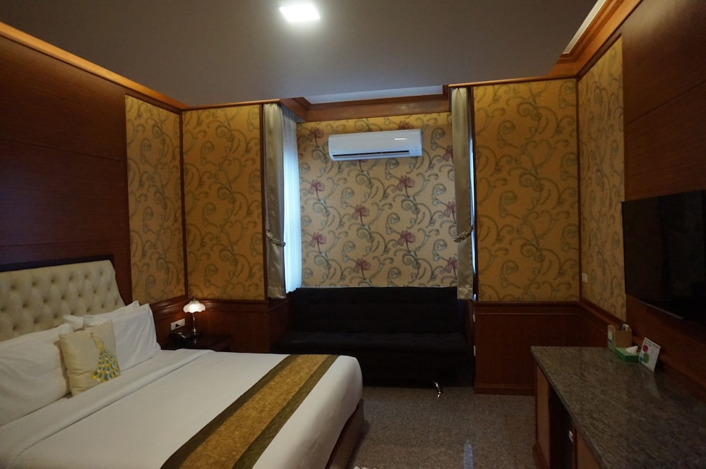 Nartsiri Residence And Hotel 13/35