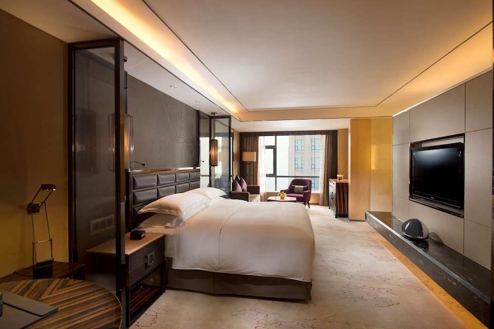 Hilton Zhongshan Downtown 13/74