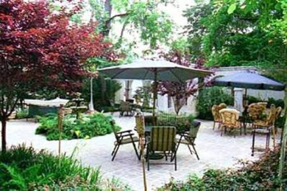 The Cottage Bed & Breakfast 15/19