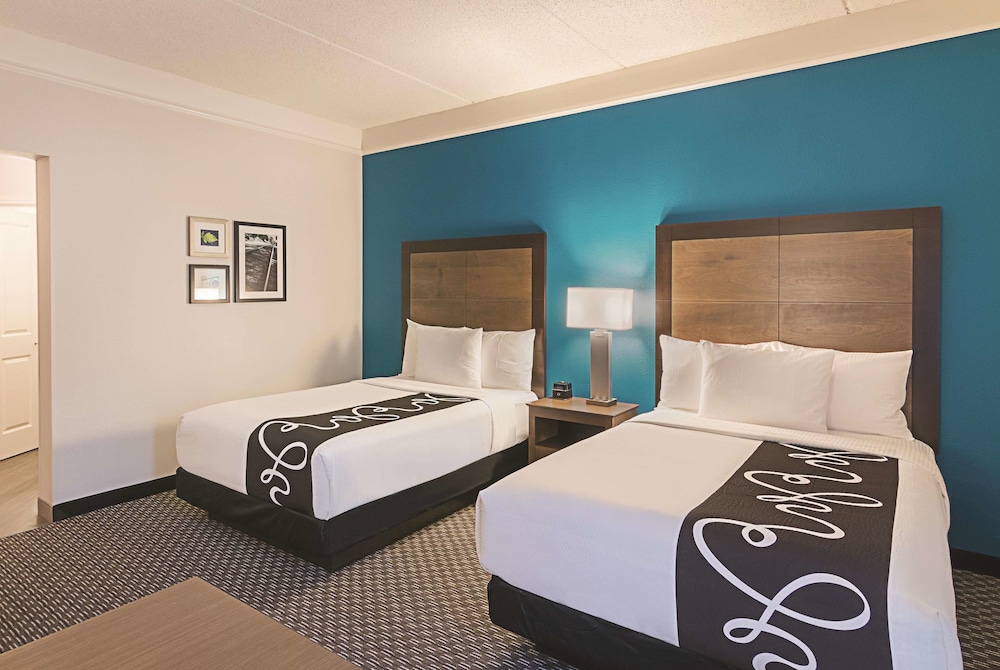 La Quinta Inn Suites By Wyndham Orlando Ucf 13/45