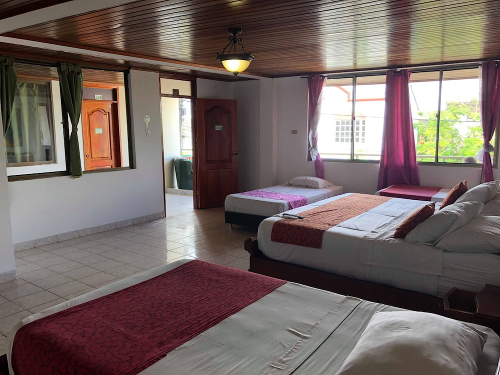 Hotel Yurupary 13/48