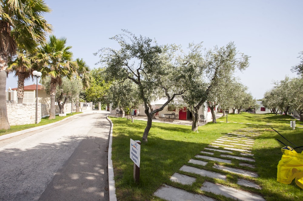 VILLAGGIO BAIA DEL MONACO 27/55