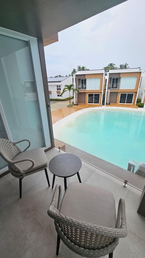 Lime Resort Bohol, a member of Radisson Individuals Premier 35/60
