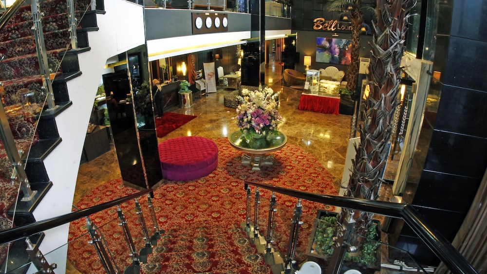 Amaroossa Cosmo Jakarta 3/50