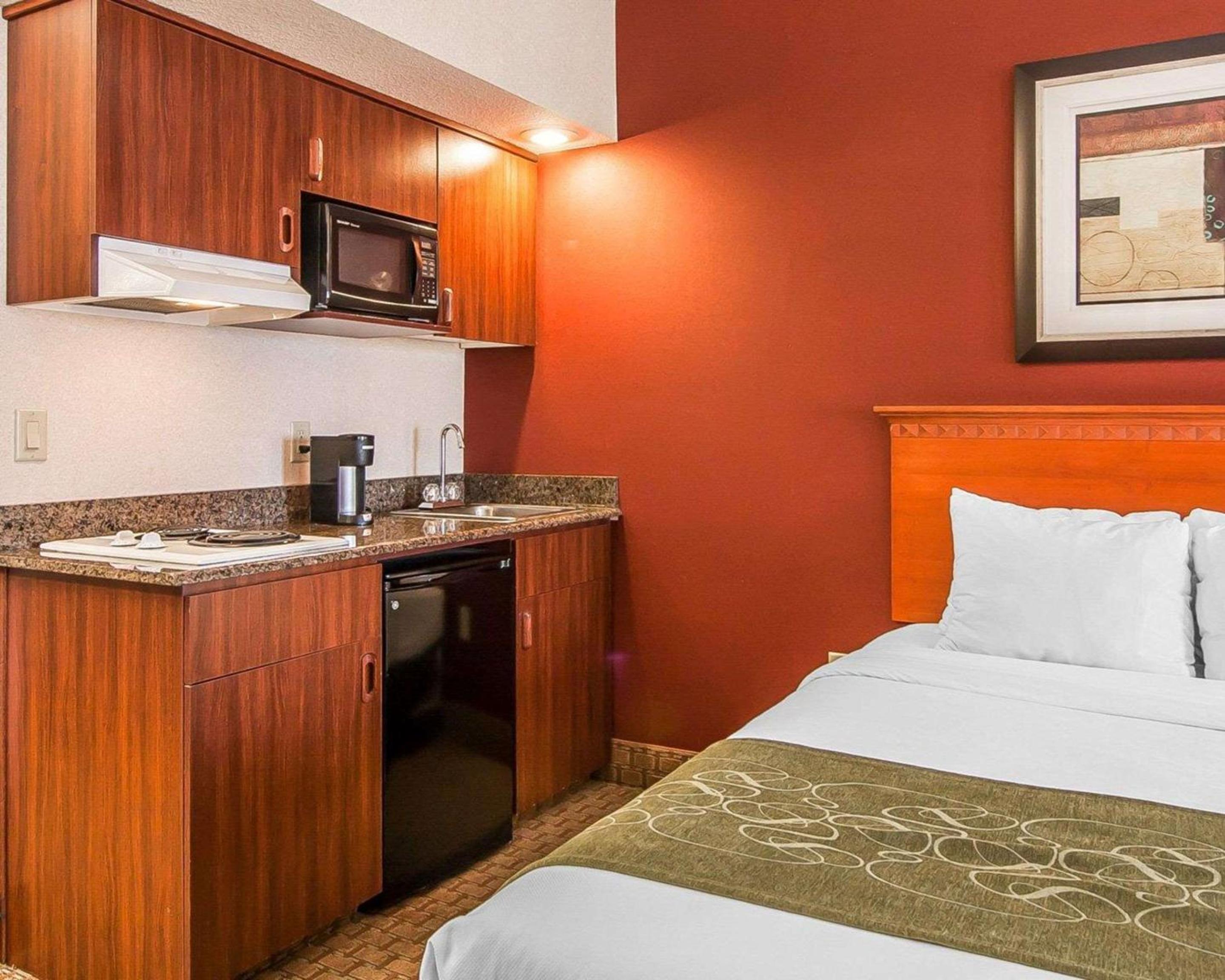 جناح تنفيذي بسريرين كوين، City Express by Marriott Redmond Airport 4/10
