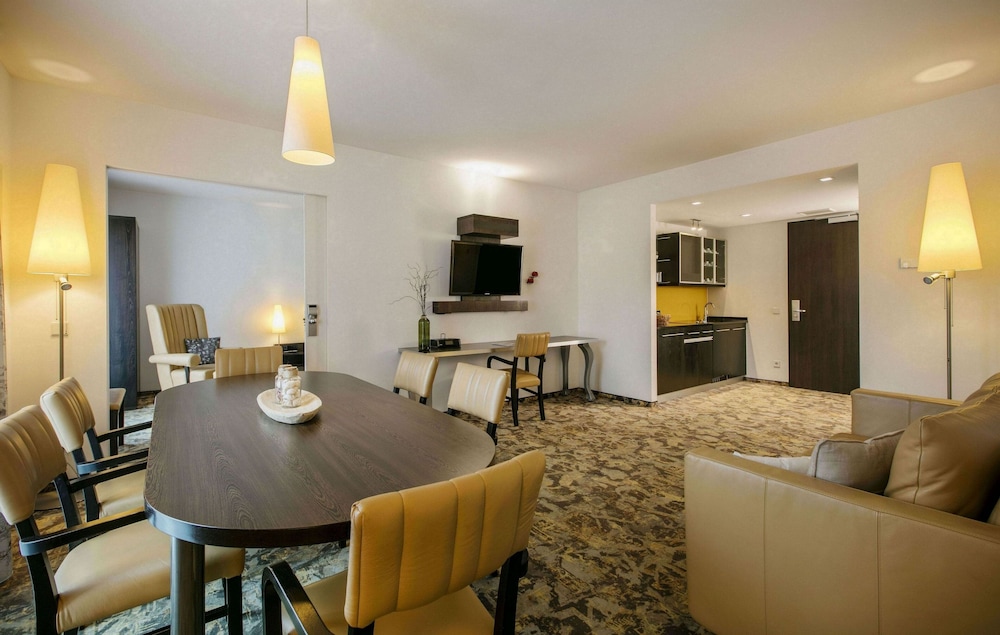 ARCOTEL Camino Stuttgart 46/64