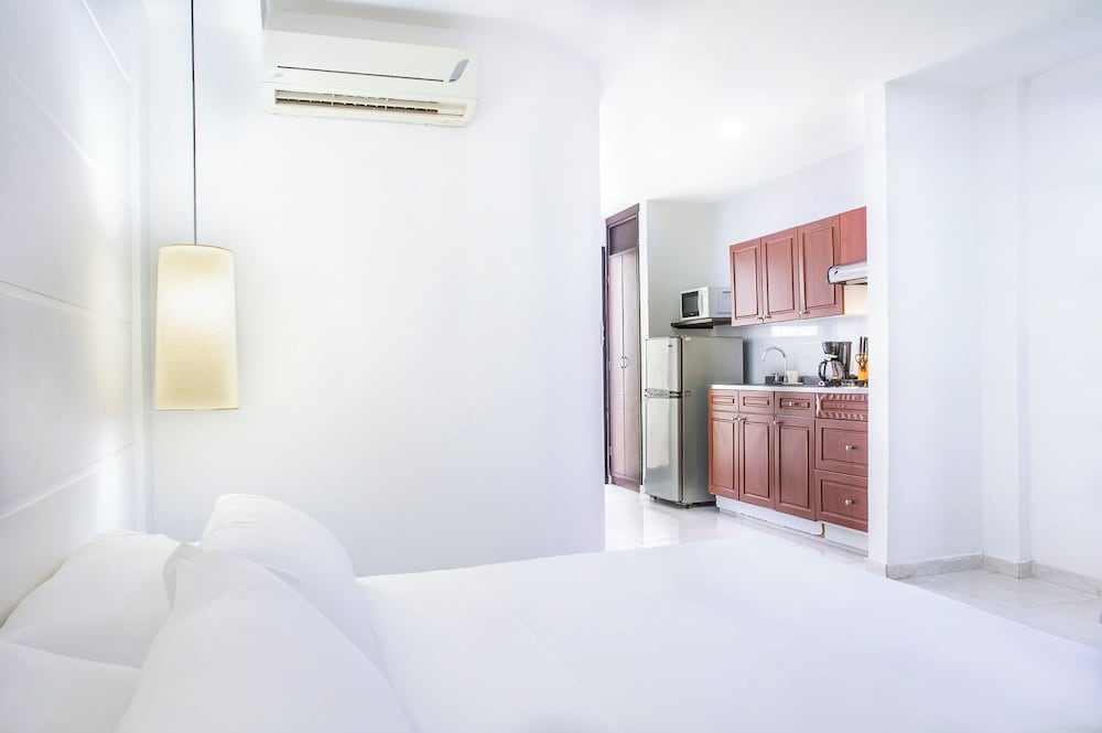 SANTORINI VILLAS 14/25