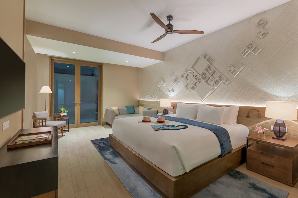 Crimson Resort & Spa Boracay 33/62