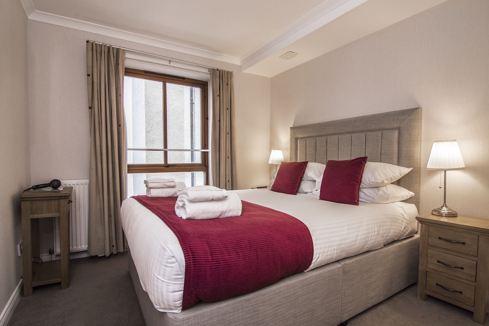 The Knight Residence by Mansley Serviced Apartments 10/46