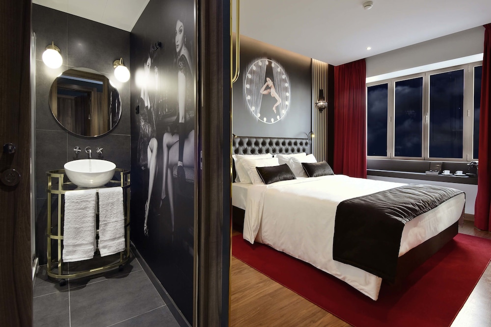 Maxime Hotel 28/69