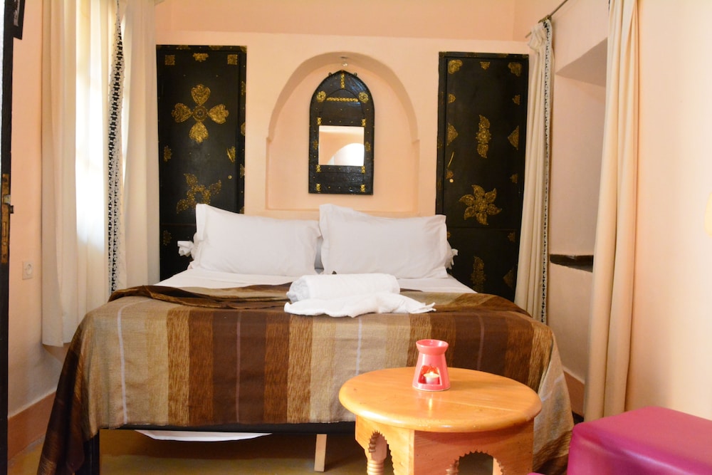 Auberge Ayam Atlas 8/34