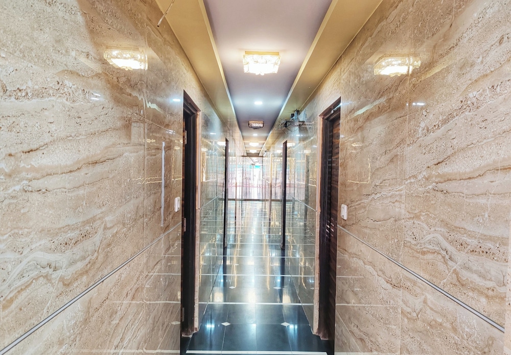 Hotel Sai Samrat Inn 23/32