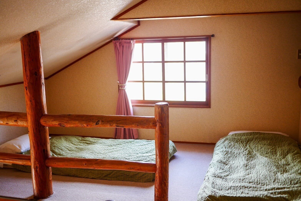 Country Inn Milky House 44/82
