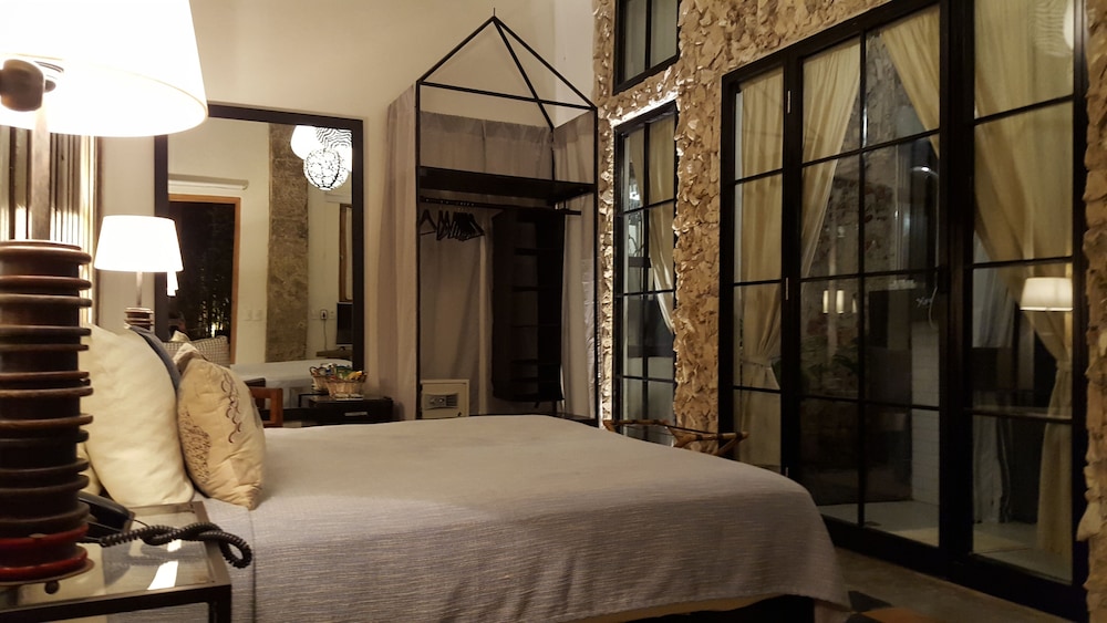 Hotel Casa Lola Deluxe Gallery 49/77