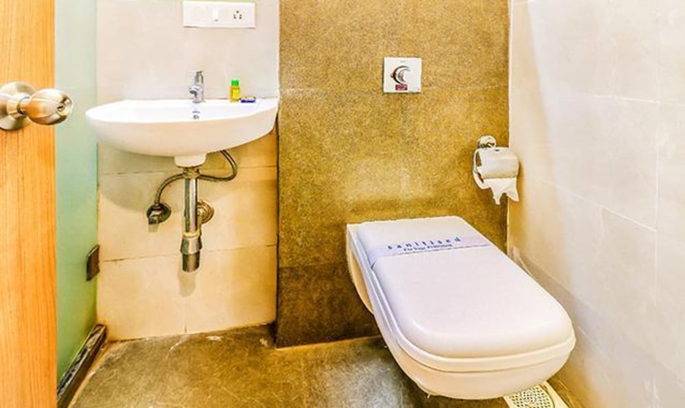 Fabhotel Ascot International Andheri 48/50