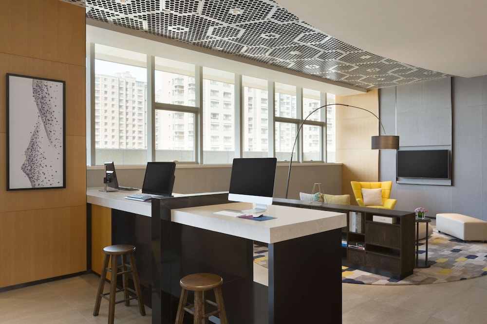 Hyatt House Yinchuan Dayuecheng 48/67
