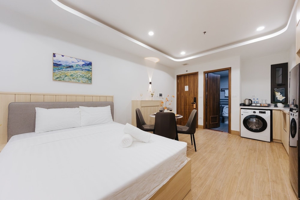 Wisteria Luxury Apartment 17/50