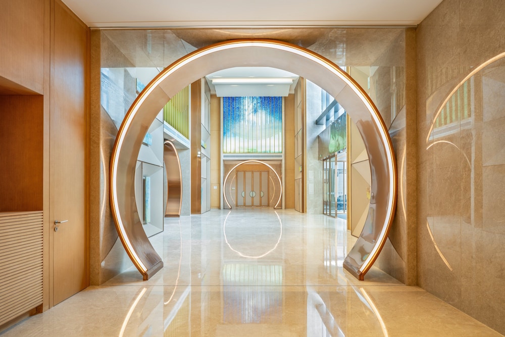 HOLIDAY INN Tongren Wanshan 26/48