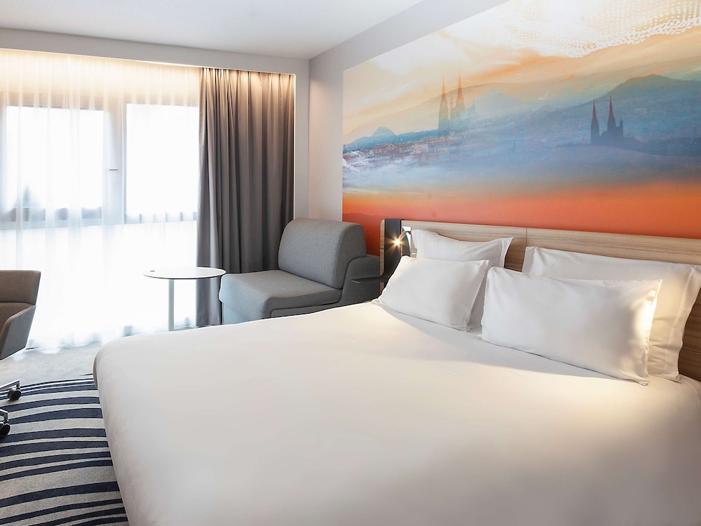 Novotel Clermont Ferrand 22/73