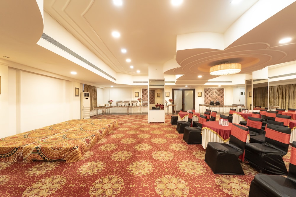 Hotel Celebration 42/53