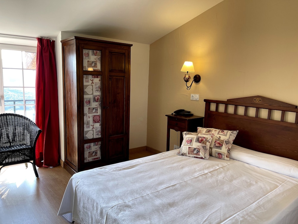 Archa Villa De Suances 12/50