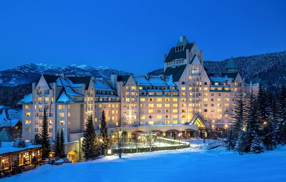 Fairmont Chateau Whistler 1/76