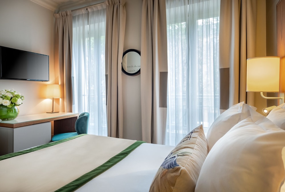 Hotel Le Tourville by Inwood Hotels 4/48