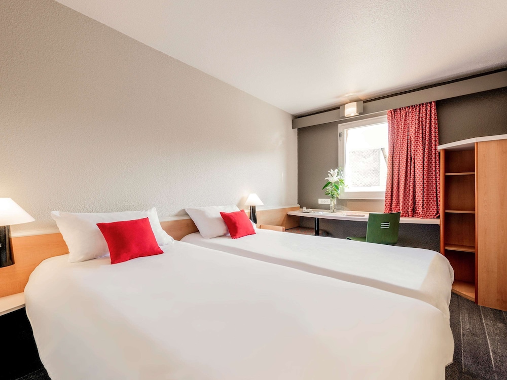 B&B HOTEL Lourdes Centre Gare 3 etoiles 14/48