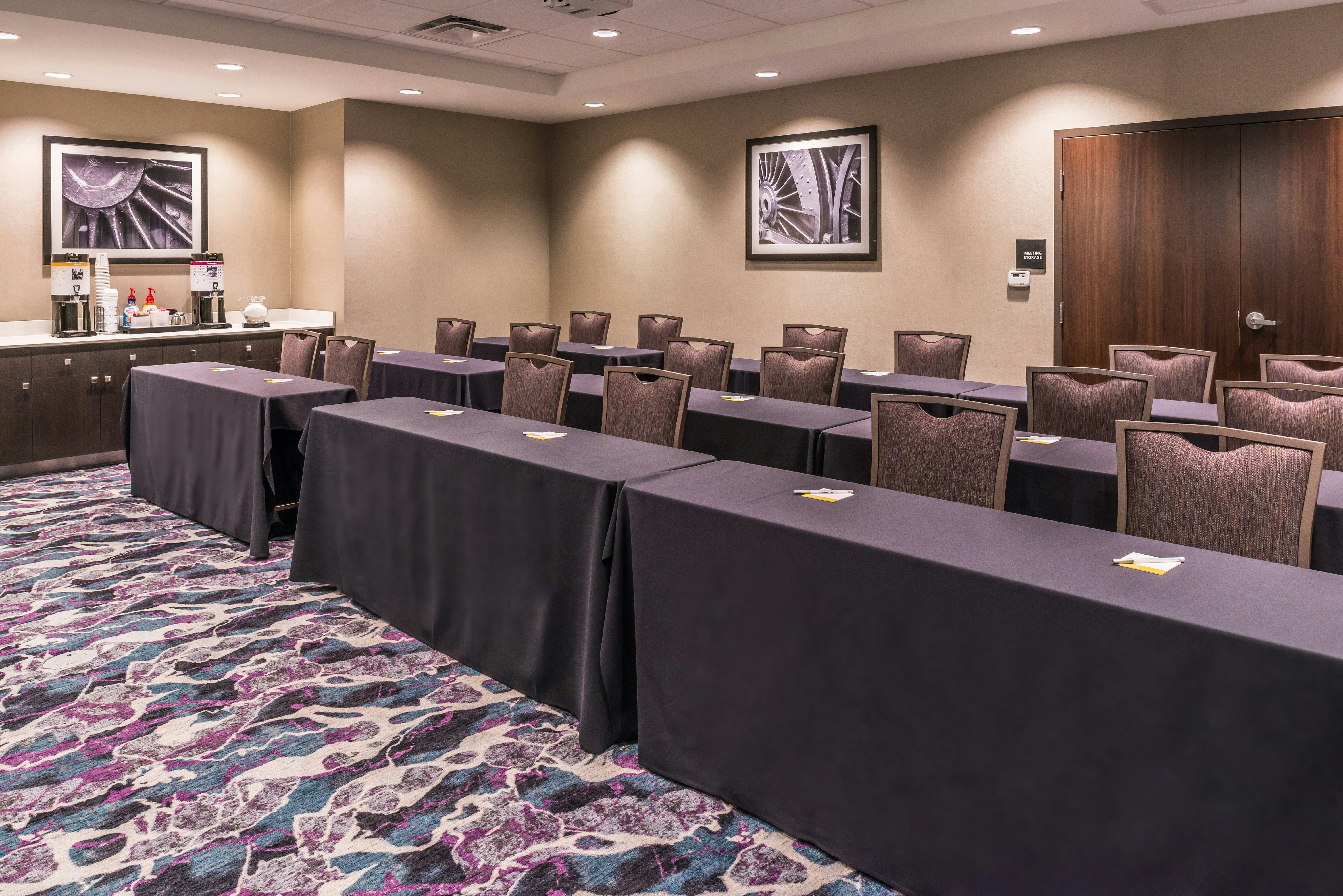 Hampton Inn & Suites Wixom 55/61