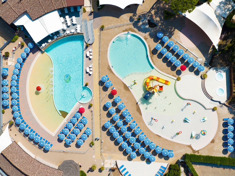 Camping Village Baia Azzurra 65/71