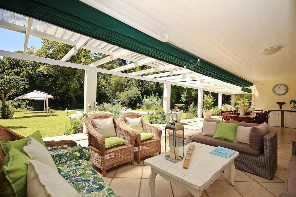 Beluga of Constantia Guest House 22/42